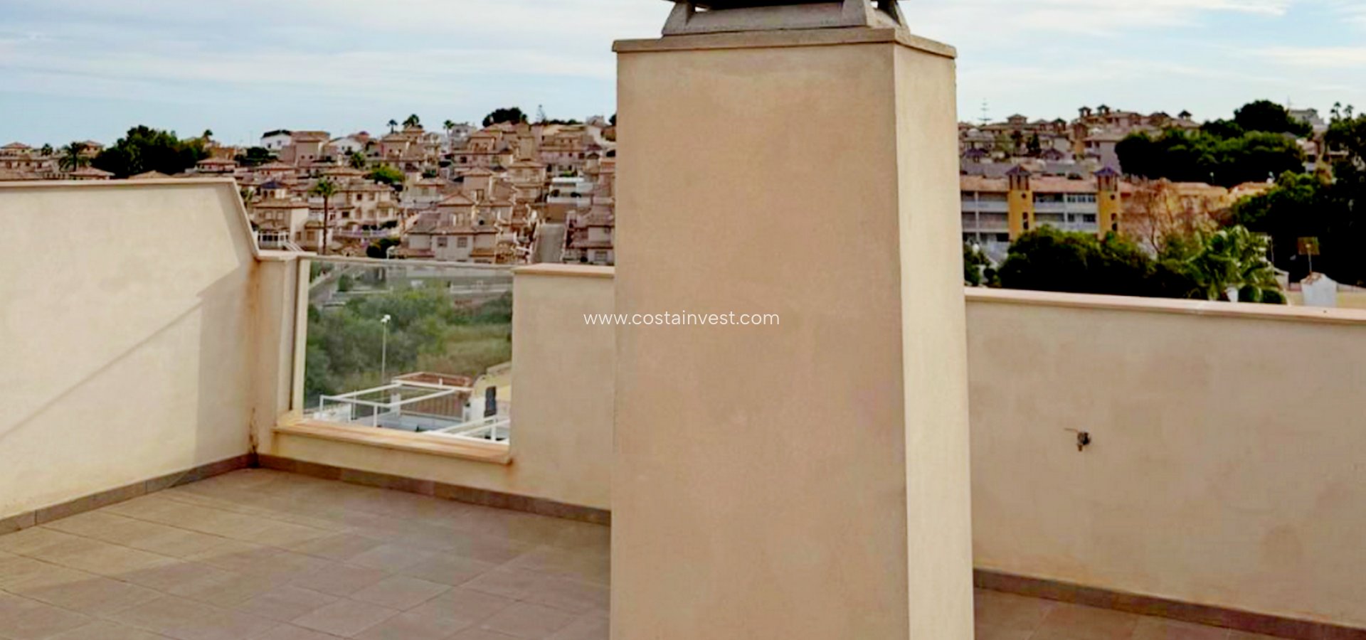 JÄLLEENMYYNTIKOHTEEMME - Huoneisto - Orihuela Costa - Villamartín