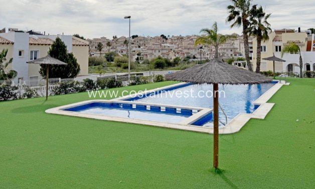 JÄLLEENMYYNTIKOHTEEMME - Huoneisto - Orihuela Costa - Villamartín