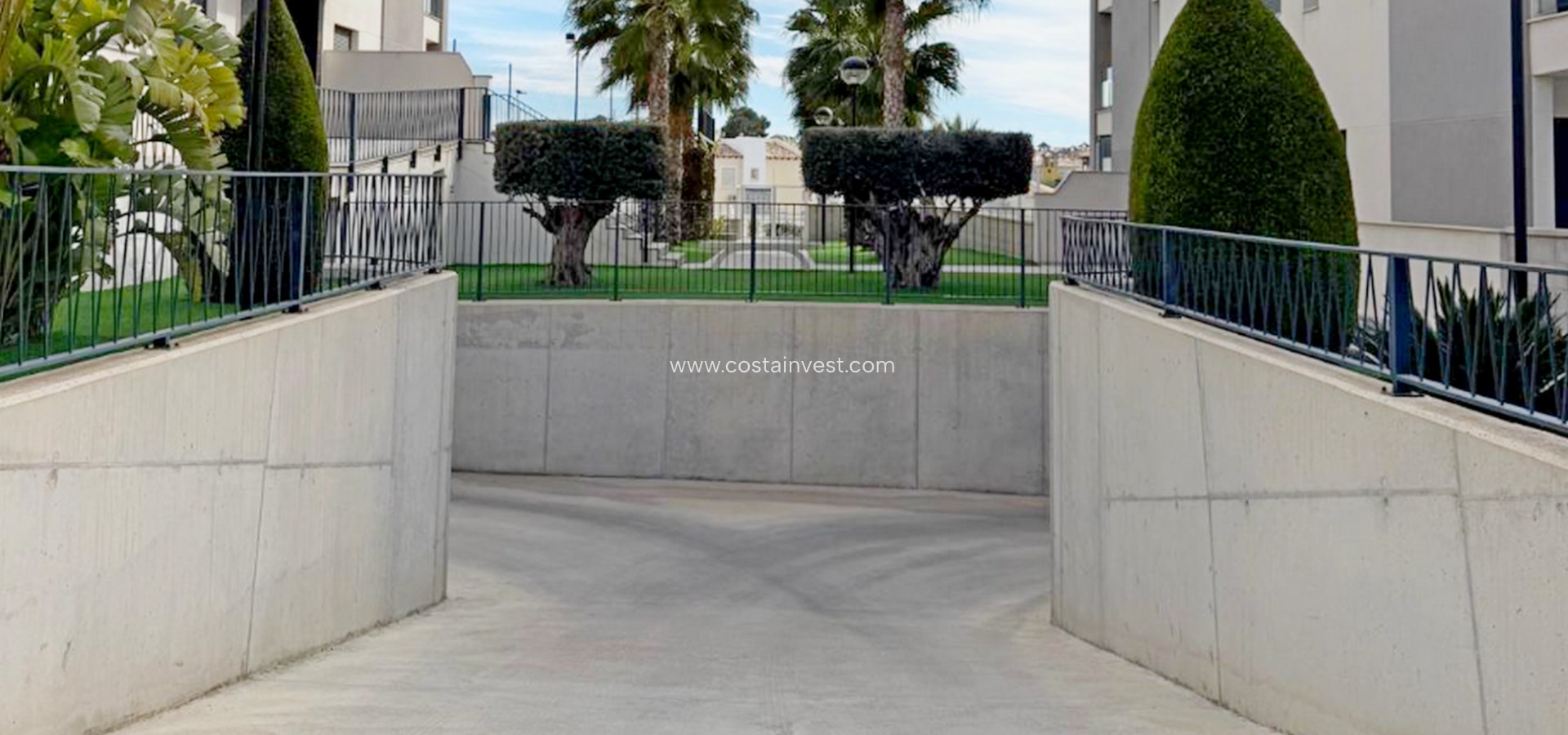 JÄLLEENMYYNTIKOHTEEMME - Huoneisto - Orihuela Costa - Villamartín