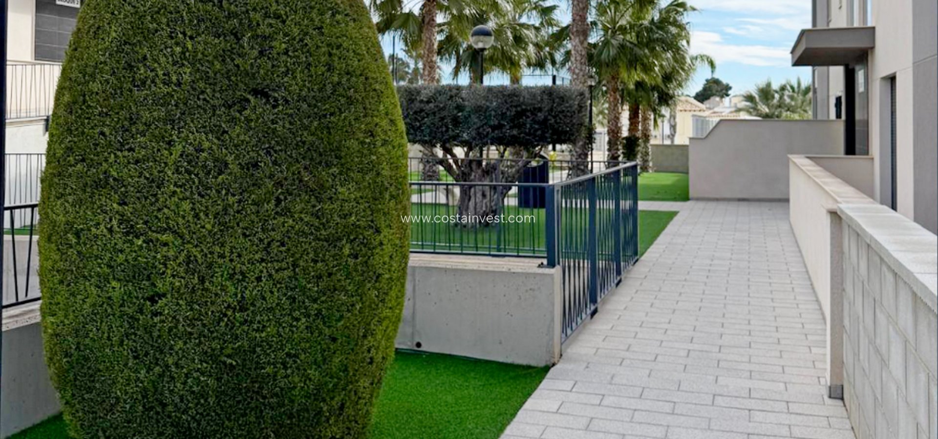 JÄLLEENMYYNTIKOHTEEMME - Huoneisto - Orihuela Costa - Villamartín