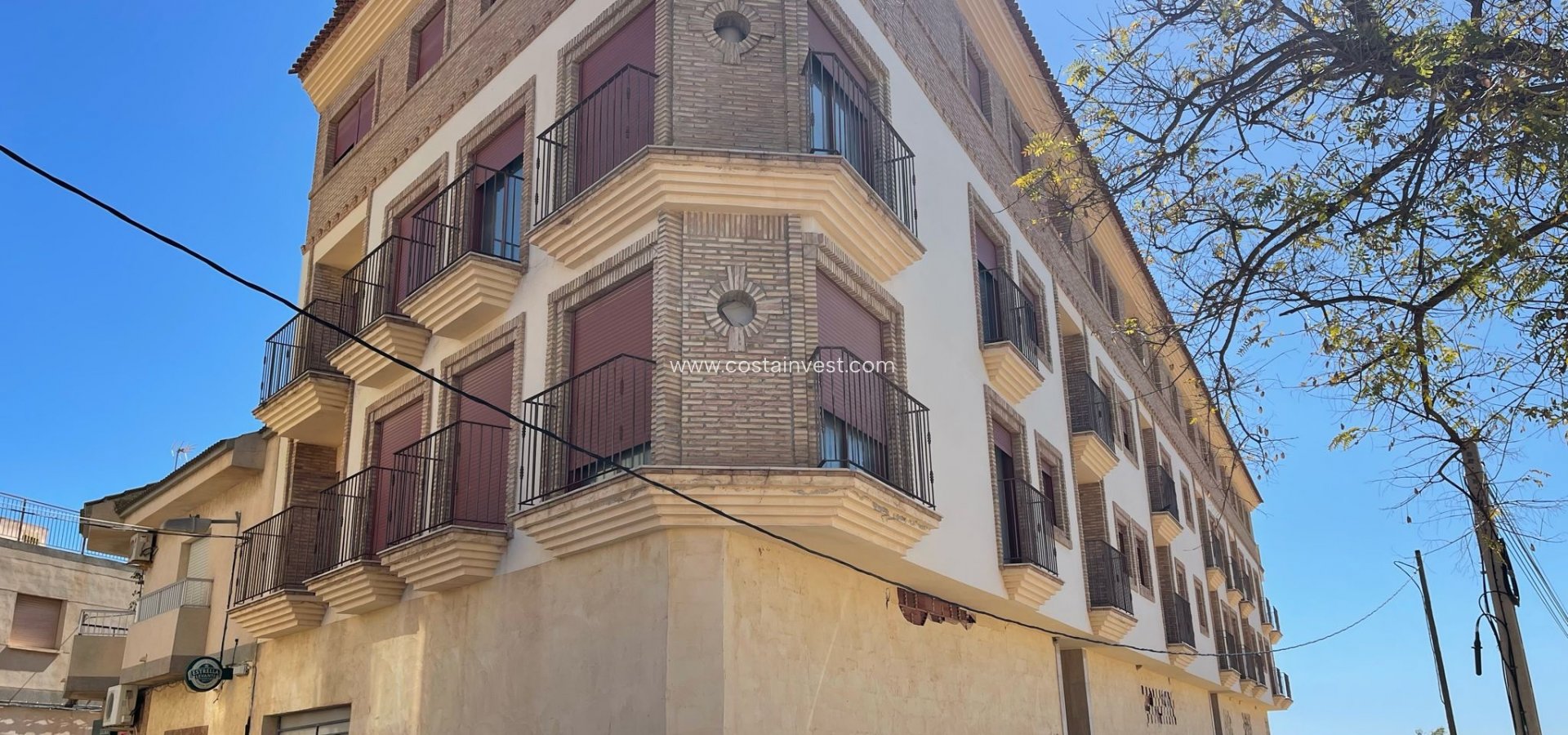 Neubau - Apartment - Jerónimo y Avileses