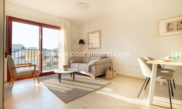 Neubau - Apartment - Jerónimo y Avileses