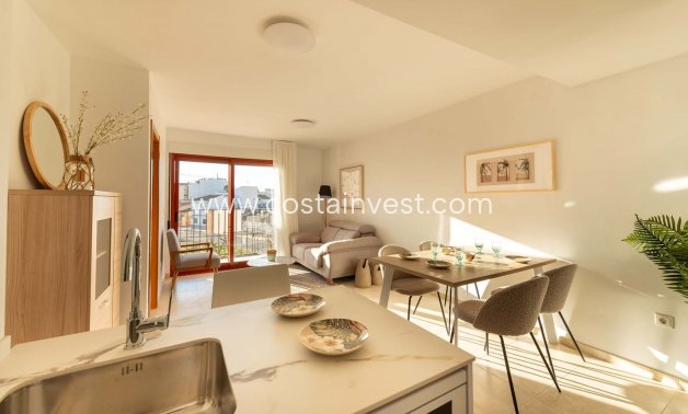 Neubau - Apartment - Jerónimo y Avileses