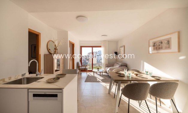 Neubau - Apartment - Jerónimo y Avileses