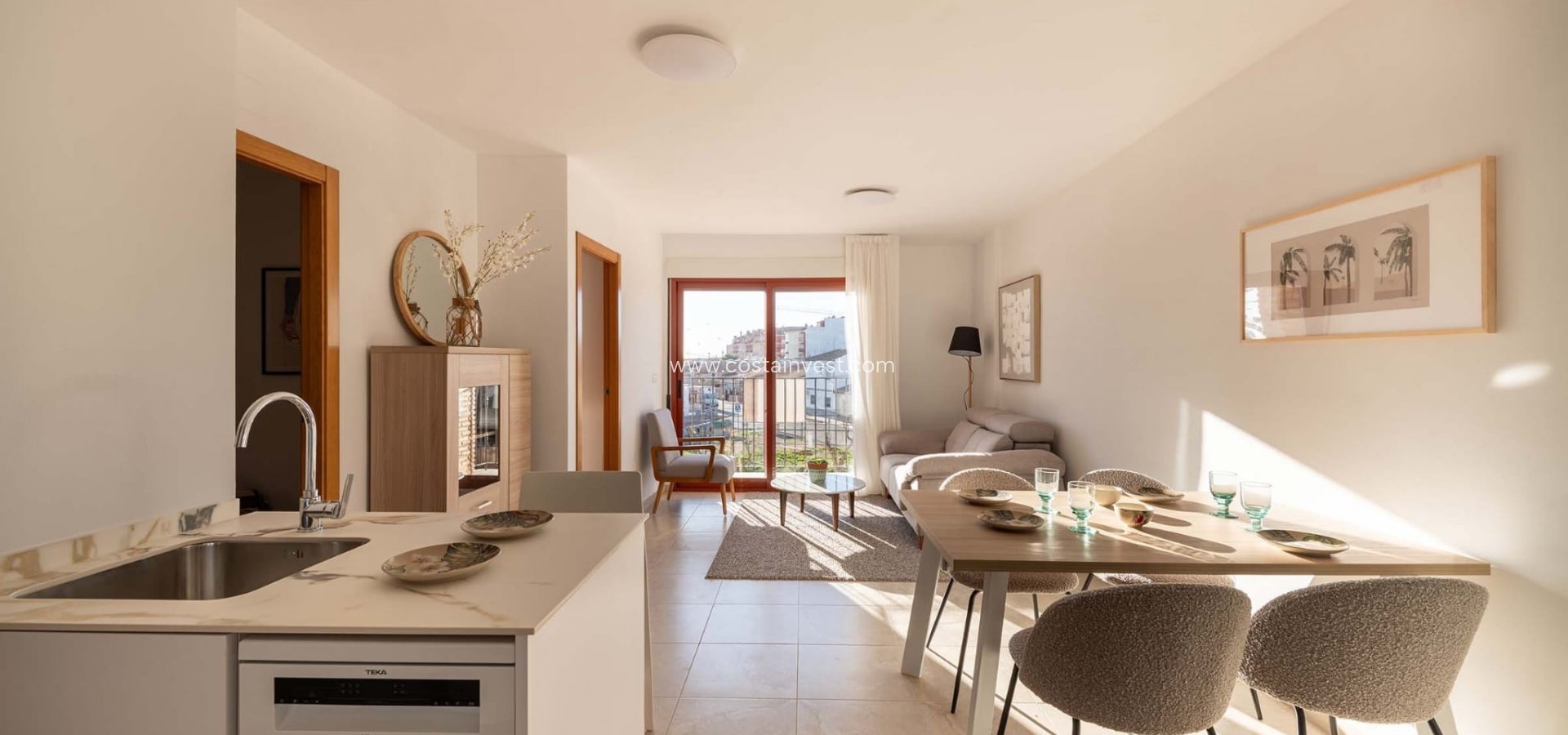 Neubau - Apartment - Jerónimo y Avileses