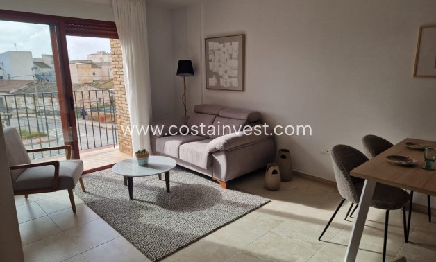 Neubau - Apartment - Jerónimo y Avileses