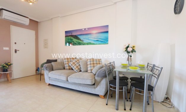 Resale - Top floor apartment - Orihuela Costa - Villamartín