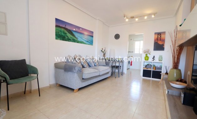 Resale - Top floor apartment - Orihuela Costa - Villamartín