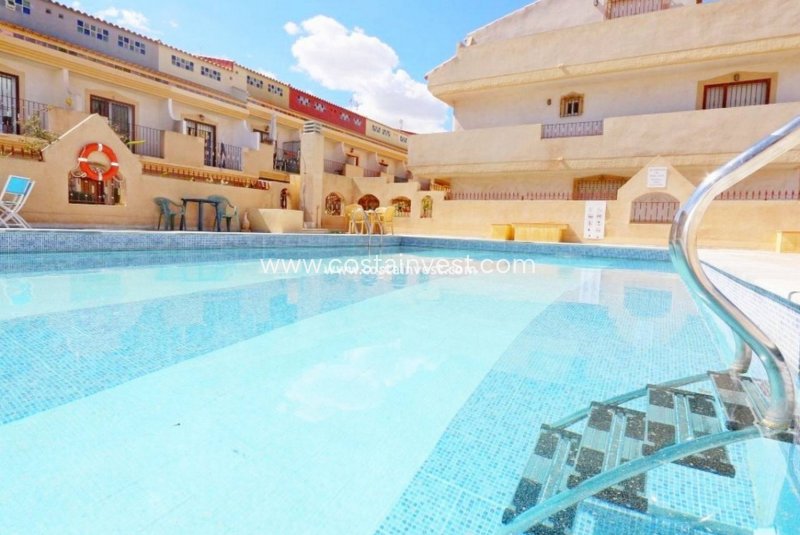 Stadthaus - Wiederverkauf - Orihuela Costa - Playa Flamenca