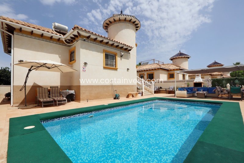 Freihstehendes Haus - Wiederverkauf - Orihuela Costa - Villamartín