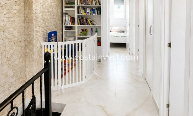 Resale - Townhouse - Torrevieja - Los Balcones