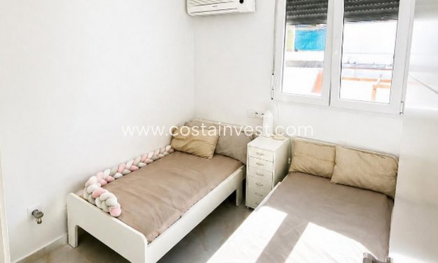 Resale - Townhouse - Torrevieja - Los Balcones