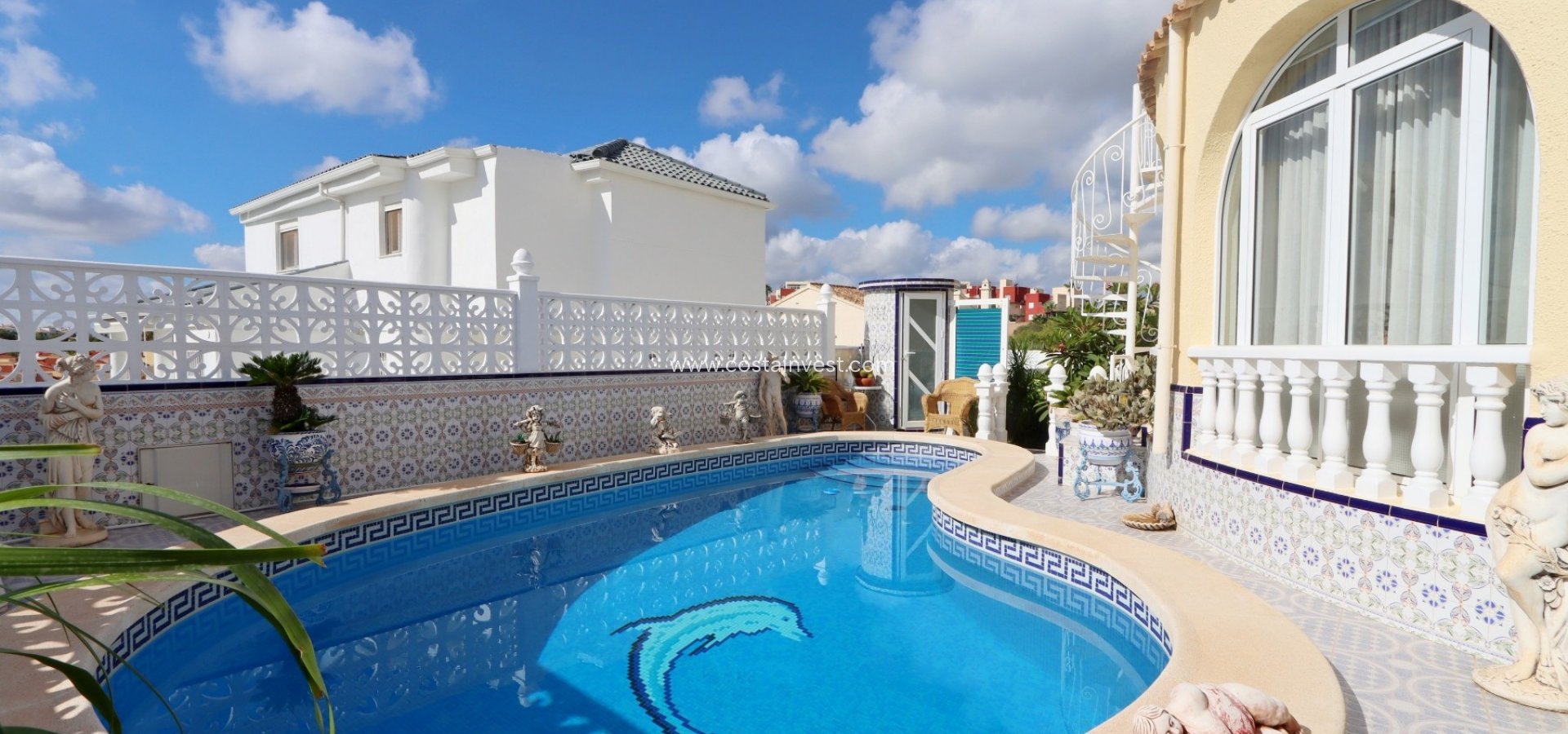 Resale - Villa - Orihuela Costa - Villamartín