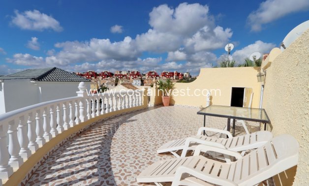 Resale - Villa - Orihuela Costa - Villamartín