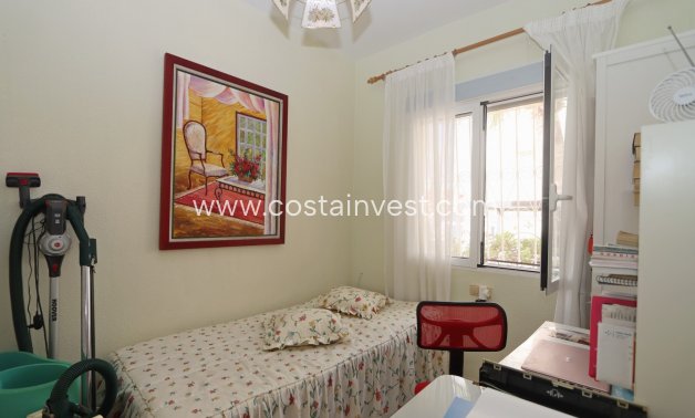 Resale - Villa - Orihuela Costa - Villamartín