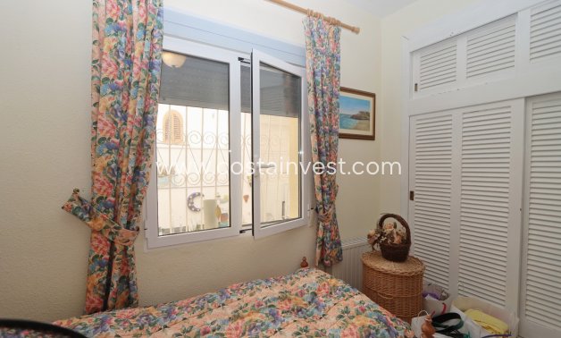 Resale - Villa - Orihuela Costa - Villamartín