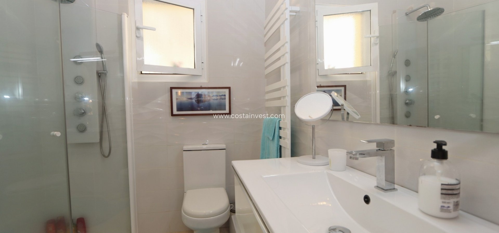 Resale - Villa - Orihuela Costa - Villamartín