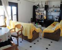 Revânzare - Apartament tip bungalow  - La Mata