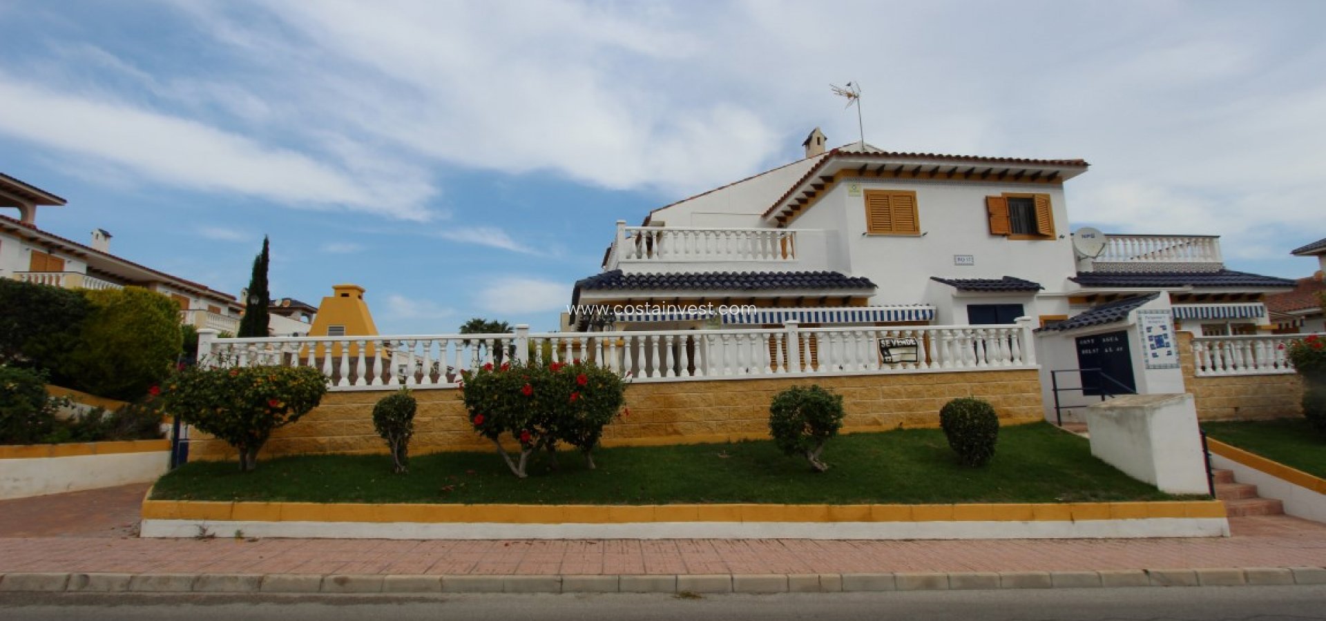 Resale - Semidetached Villa - La Mata
