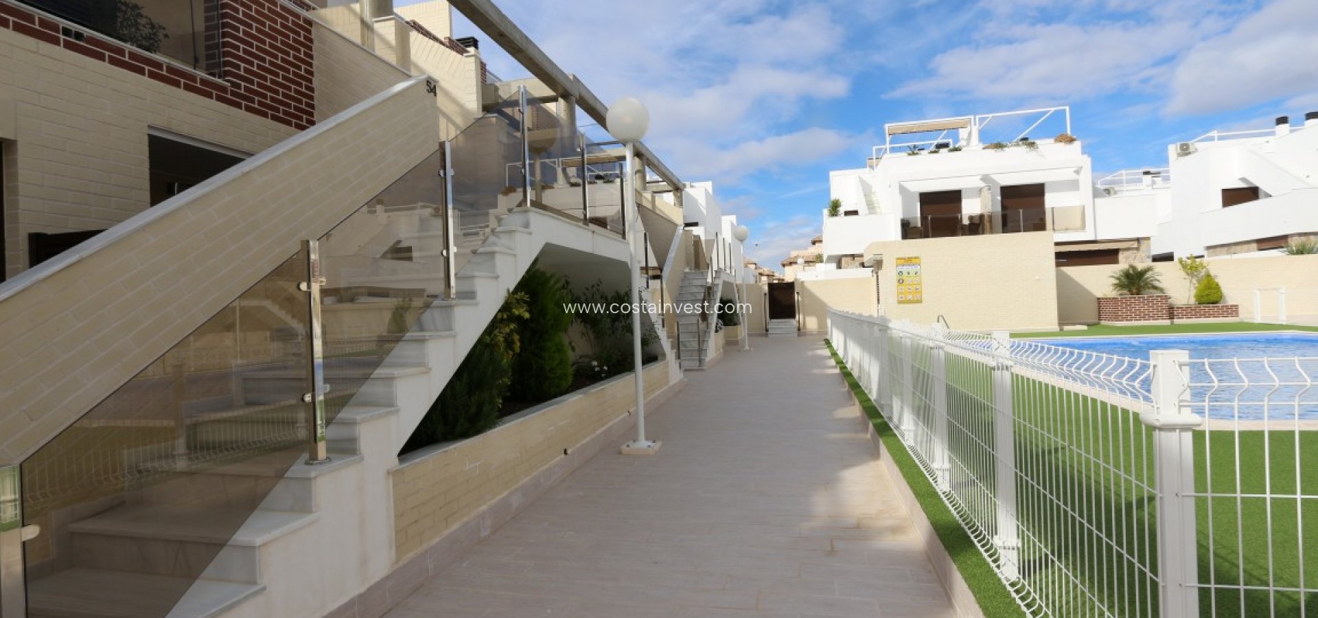 Revânzare - Apartament tip bungalow  - Orihuela Costa - Lomas de Cabo Roig 