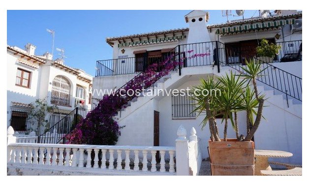 Revânzare - Apartament tip bungalow  - Torrevieja - Los Balcones