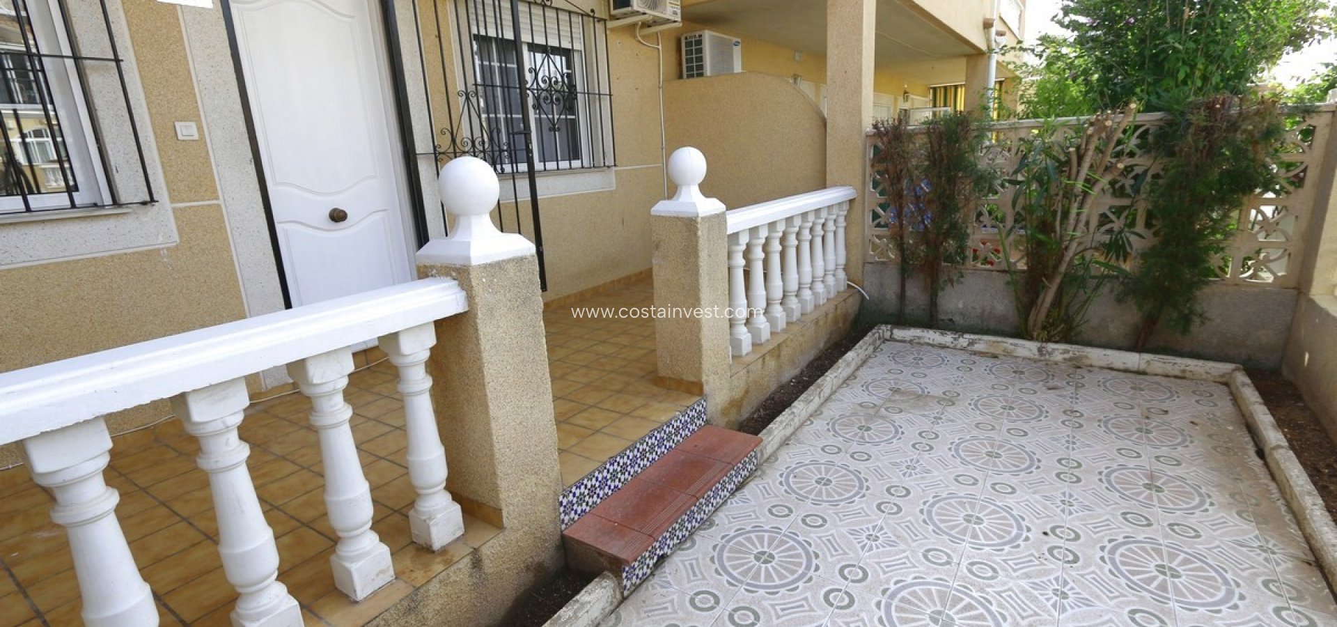 Revânzare - Apartament tip bungalow  - Torrevieja - Aguas Nuevas