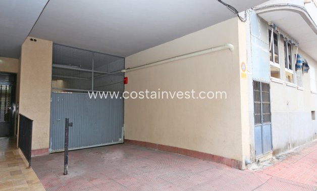 Revente - Garage/Place de parking - Torrevieja - Centreville