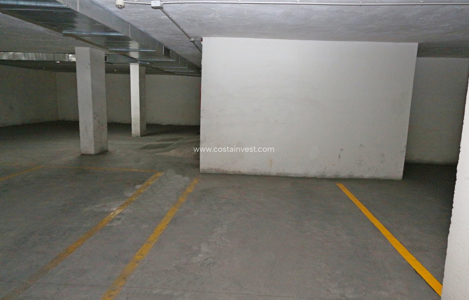 Återförsäljning - Garage - Torrevieja - Centrum
