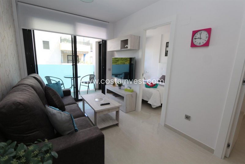 Apartament - Wynajem - Torrevieja - Torrevieja