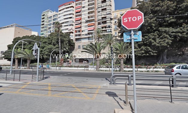 Wiederverkauf - Apartment - Alicante