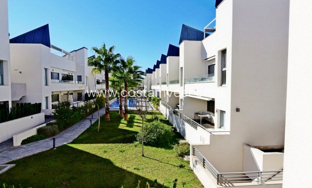Begagnat - Lägenhet översta plan - Torrevieja - Mar Azul