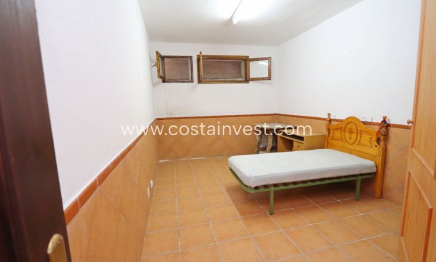 Revânzare - Apartament tip bungalow  - Torrevieja - Playa del Acequión
