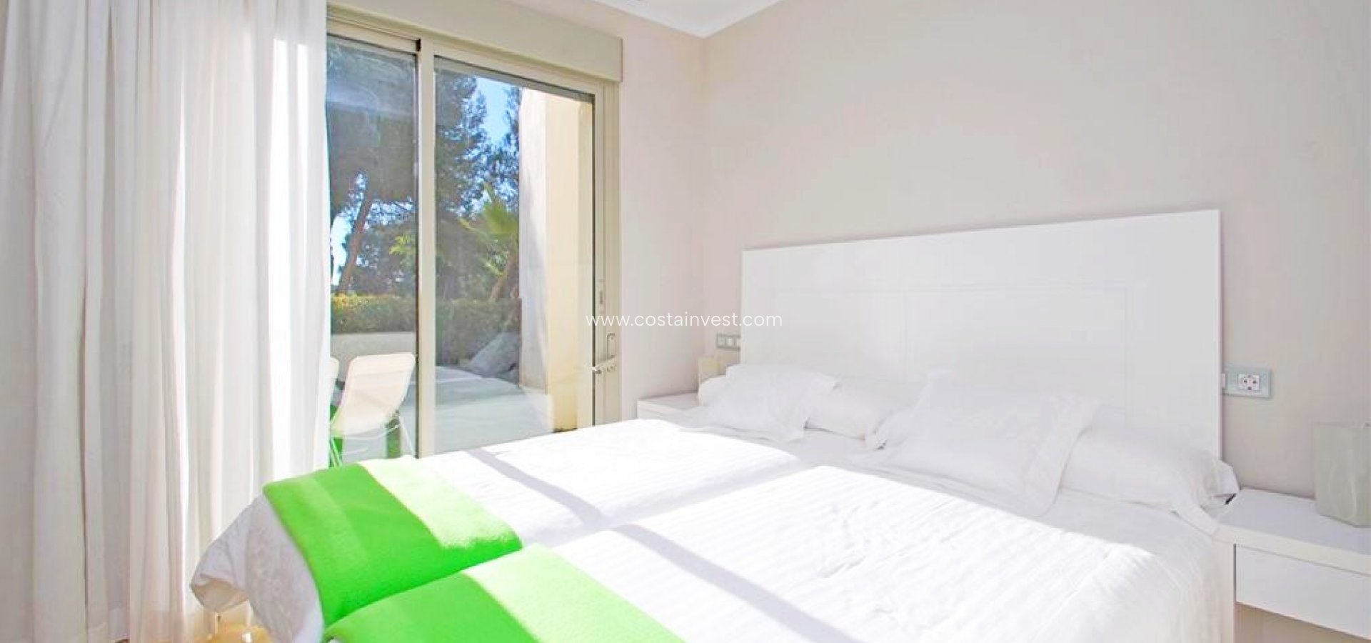 Revânzare - Apartament tip bungalow  - Orihuela Costa - Colinas golf