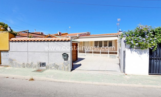 Revânzare - Apartament tip bungalow  - Torrevieja - Calas