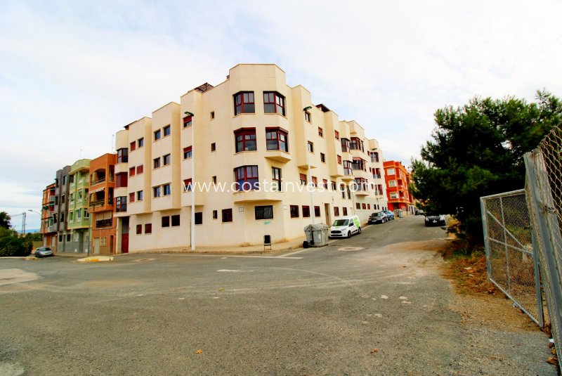 Апартаменты - перепродажа - Alicante - El Altet
