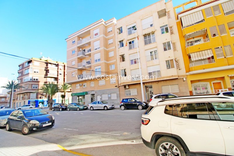 Apartment - Wiederverkauf - Alicante - El Altet
